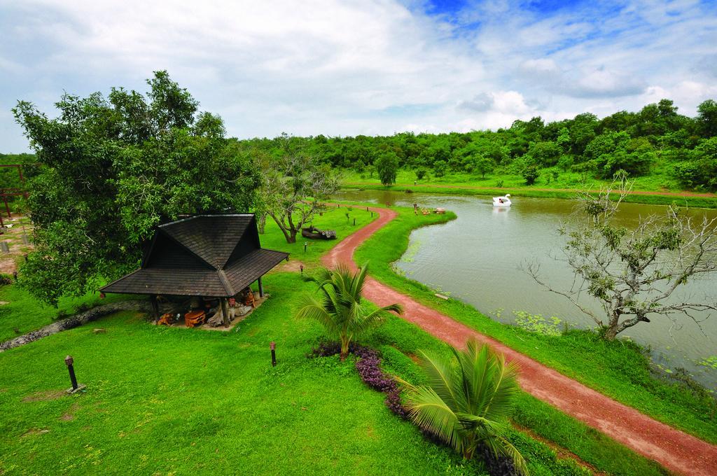 Kma Shwe Pyi Bago Resort Exteriör bild