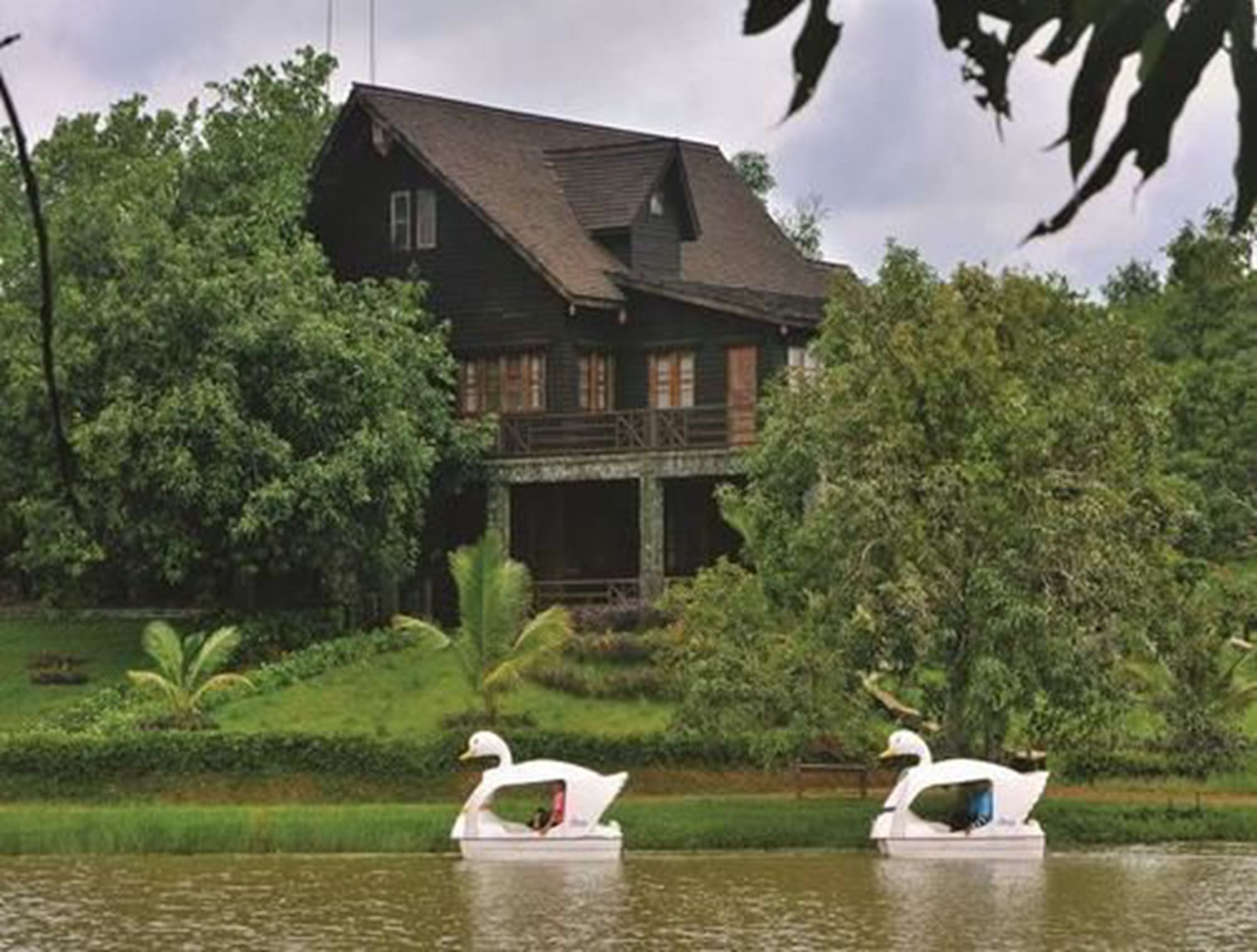 Kma Shwe Pyi Bago Resort Exteriör bild
